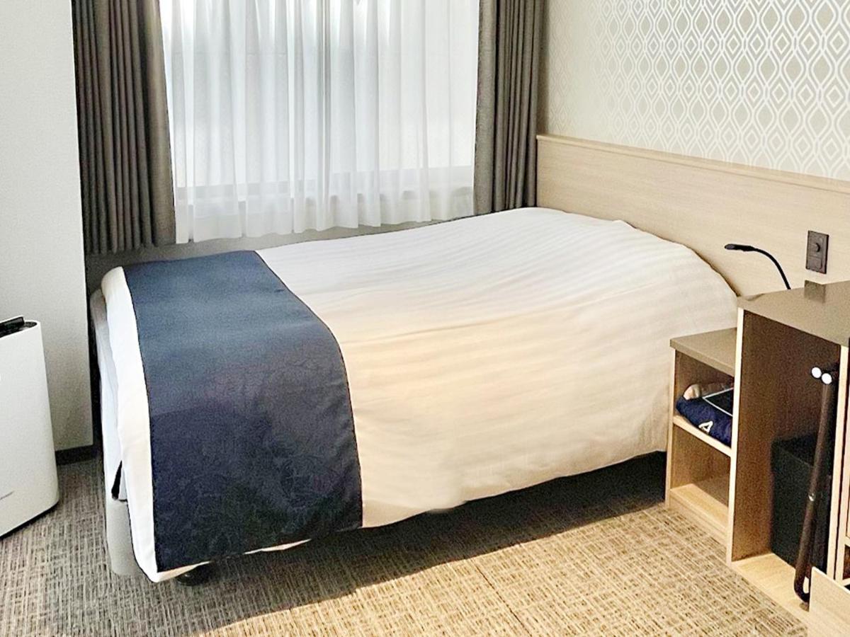 Hotel Abest Grande Такацуки Экстерьер фото
